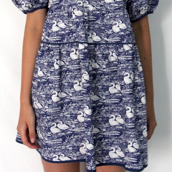 Swan Dress - Picture 2 of 3